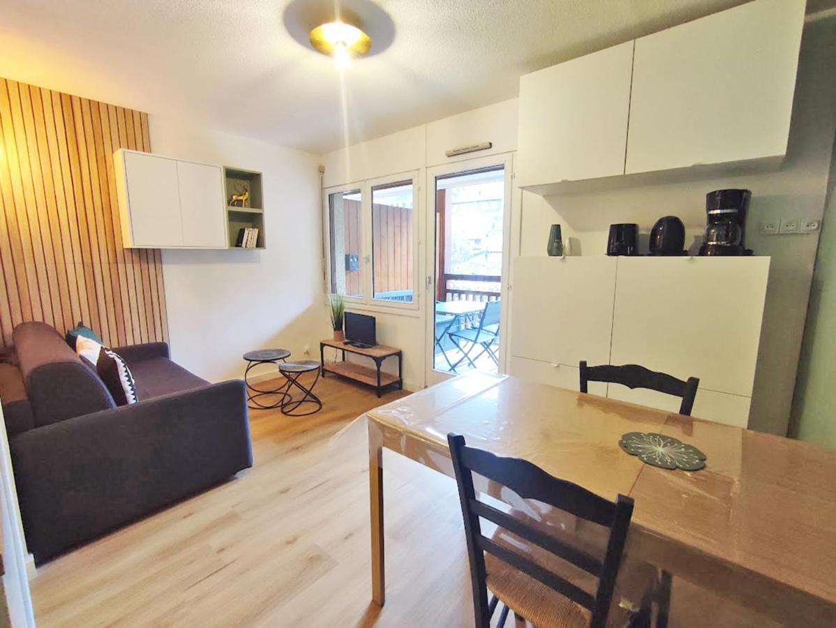 Le Cerf Charmant, T2, Luchon, Wifi, Balcon, Ascenseur, 4 Personnes Bagneres-de-Luchon Exterior photo